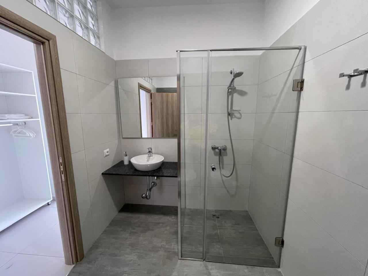 Kristina Bellavista Rooms Саранда Экстерьер фото